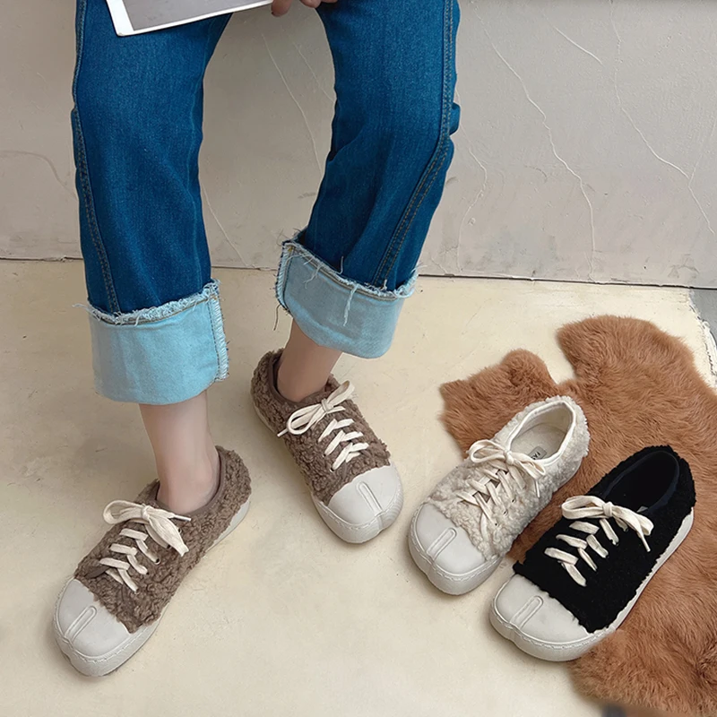 Round Toe Women's Shoes Platform British Style Casual Female Sneakers Loafers Fur Slip-on Modis Flats Clogs New Preppy Slip On