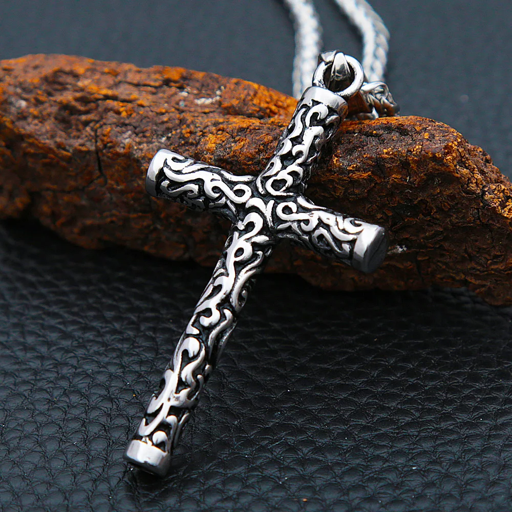 Vintage Engraving Cross Necklace Pendant For Men Women Fashion Punk Simple Stainless Steel Men Cross Pendant Jewelry Wholesale