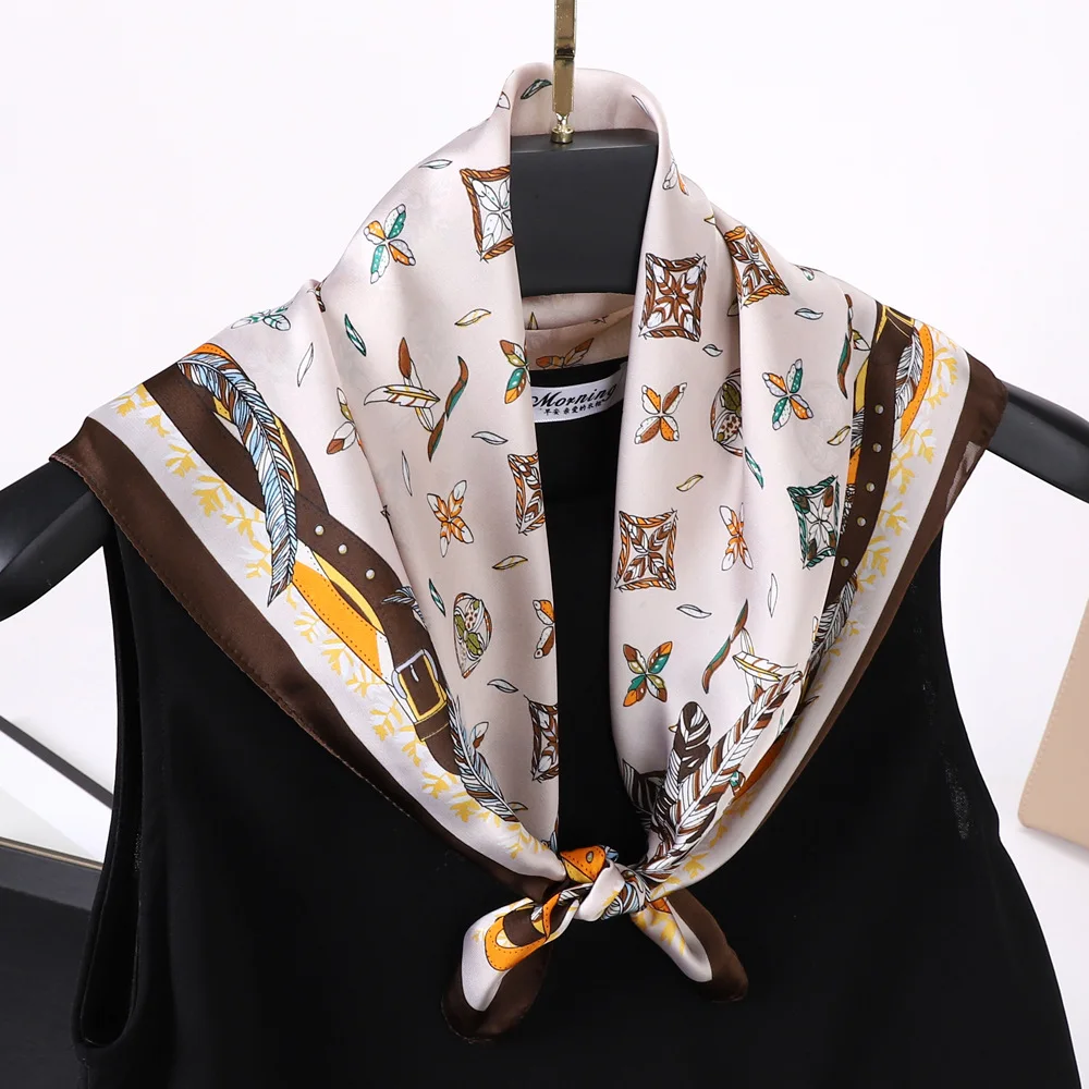 Luxury brand hot selling  printing  women  polyester square scarf handkerchief leopard printing women neckwear  wraps