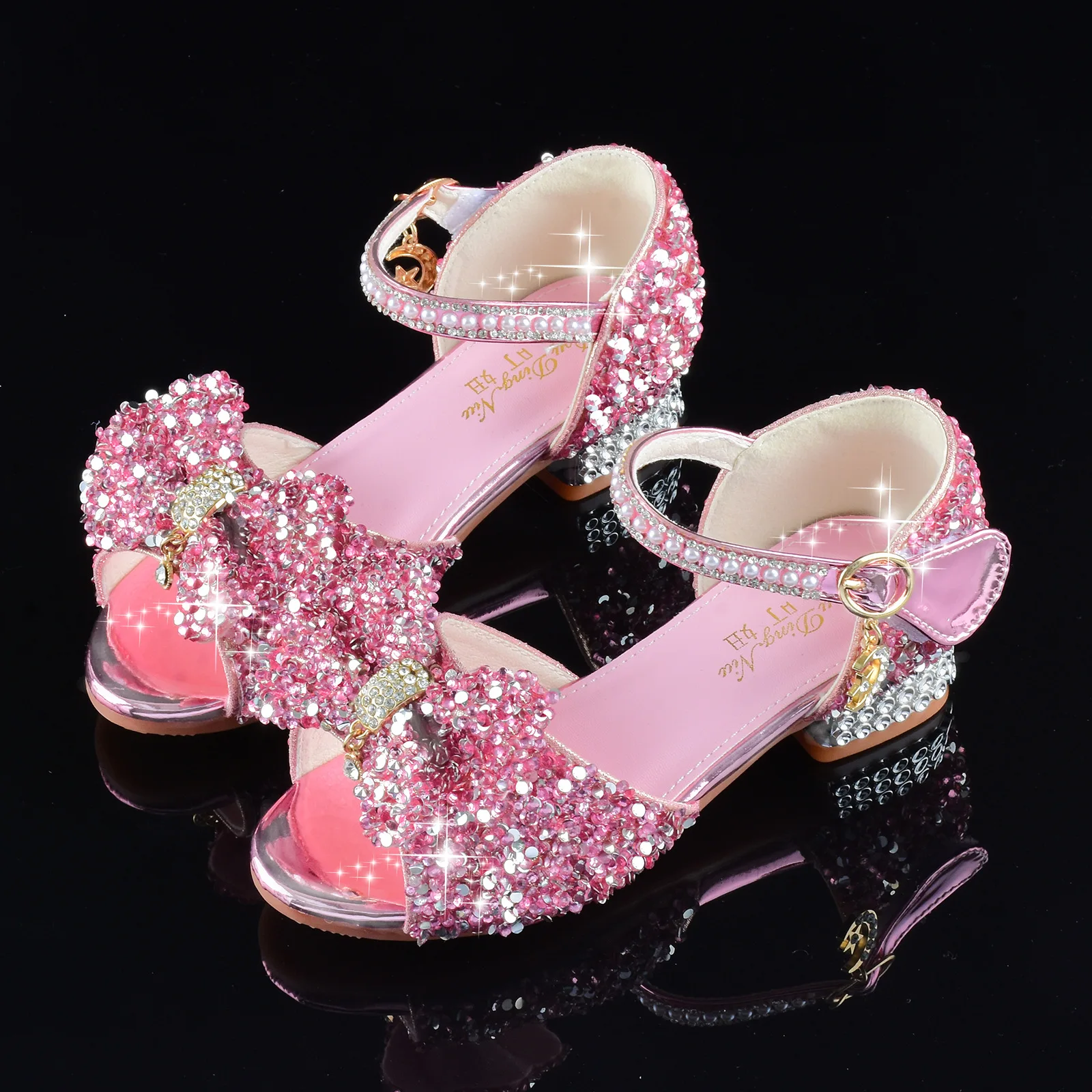 Summer Children\'s Sandals Exquisite and Beautiful Princess Crystal Shoes 2024 New Kids Soft Soled White Girls Performance Shoes