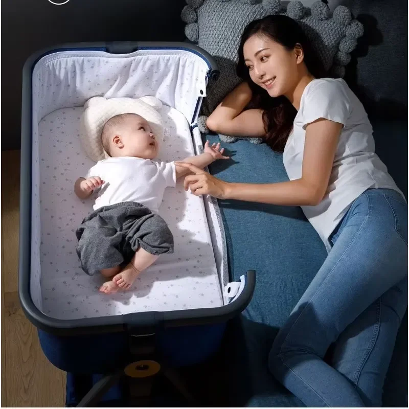 Baby shiny newborn baby bedside bed baby movable multi-function cradle splicing queen bed bb bed 0-3 years mosquito net