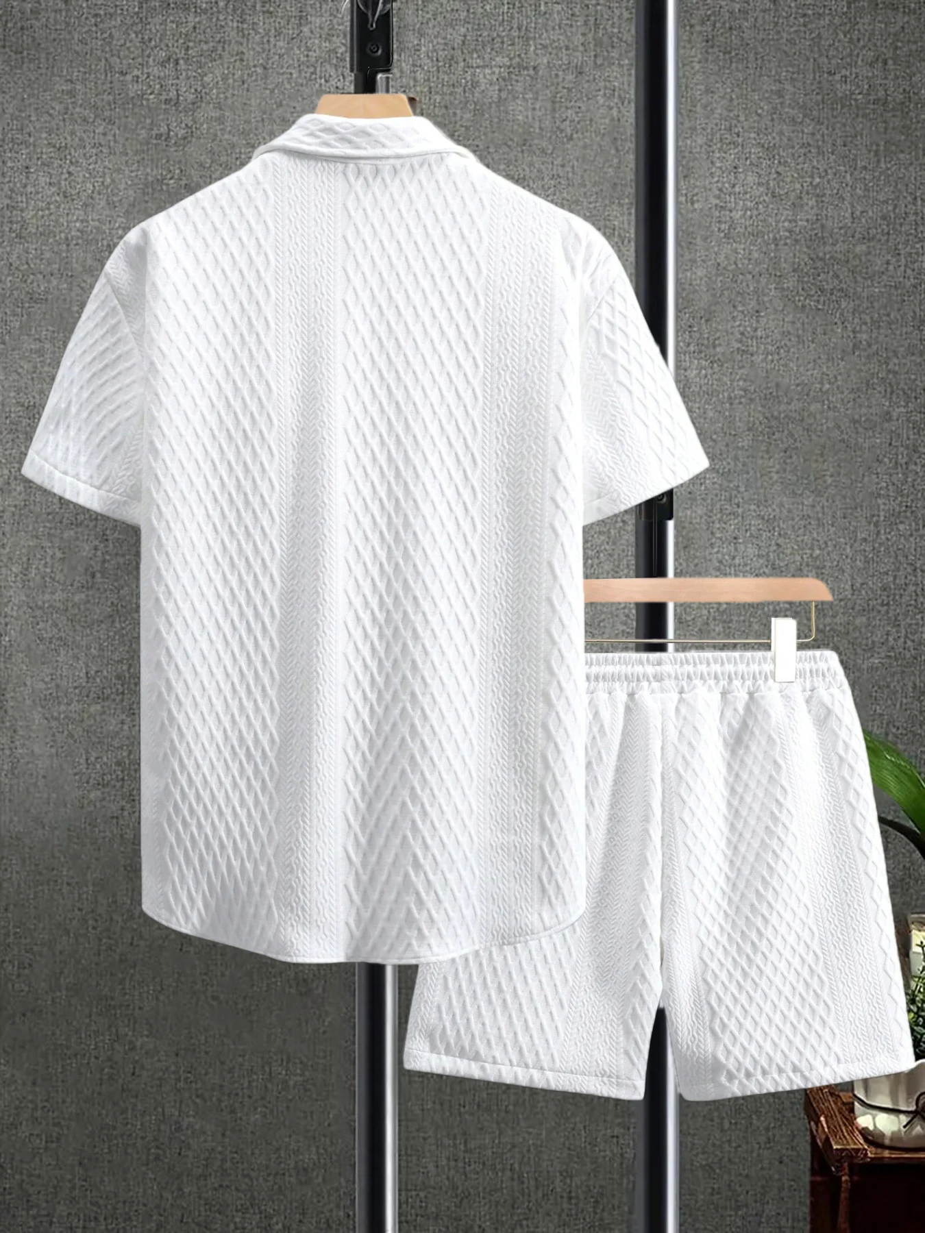 Men\'s 2 Pieces Heavy Weight Casual Outfits, Knitted Textured Short Sleeves Lapel Collar Shirt and Drawstring Shorts