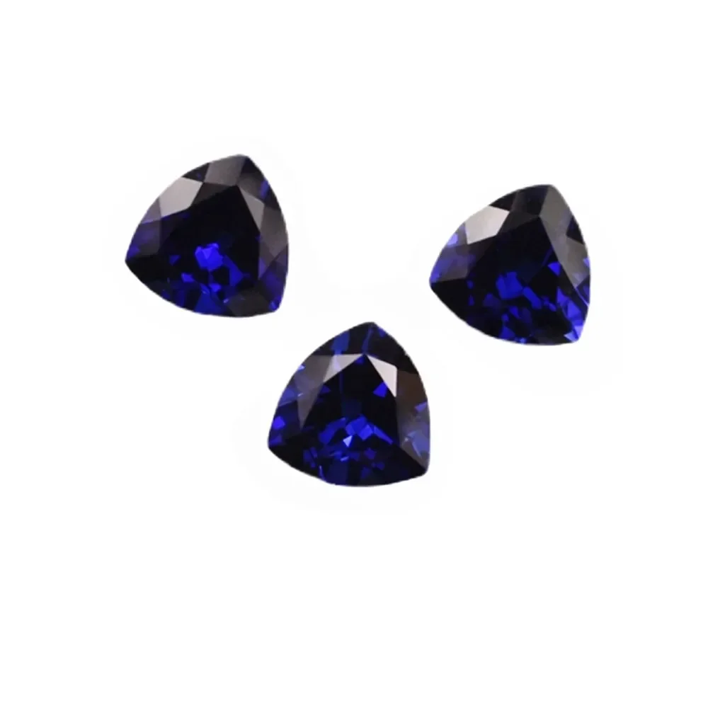 Grade AAA Cutting Triangular Faceted Sapphire Trilliant Cut Royal Blue Sapphire Mohs Hardness 9