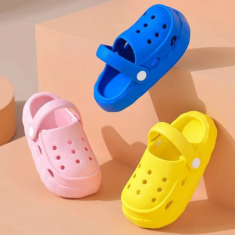 Children's Slippers Boys And Girls Bao Head Anti-collision Summer Soft Bottom Wear Baby Slippers Outside The Home