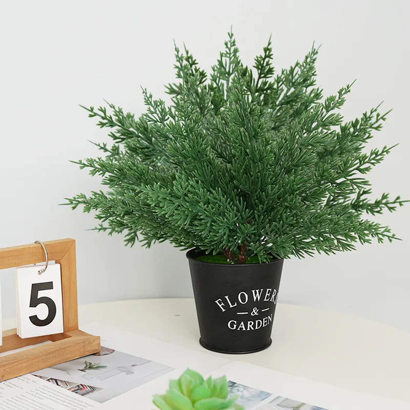 

1/2Pcs Christmas Pine Stems Artificial Pine Branches for Christmas Decoration for DIY Crafts Wreath Garland Holiday Xmas Decor