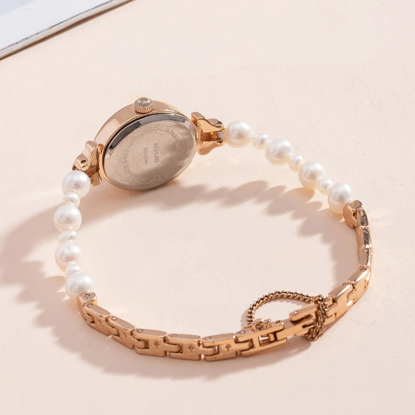 EYER Noble Fashion Jewelry Pearl Bracelet Women's Watch Elegant Casual Princess Style Watch Luxury Pearl Design Watch