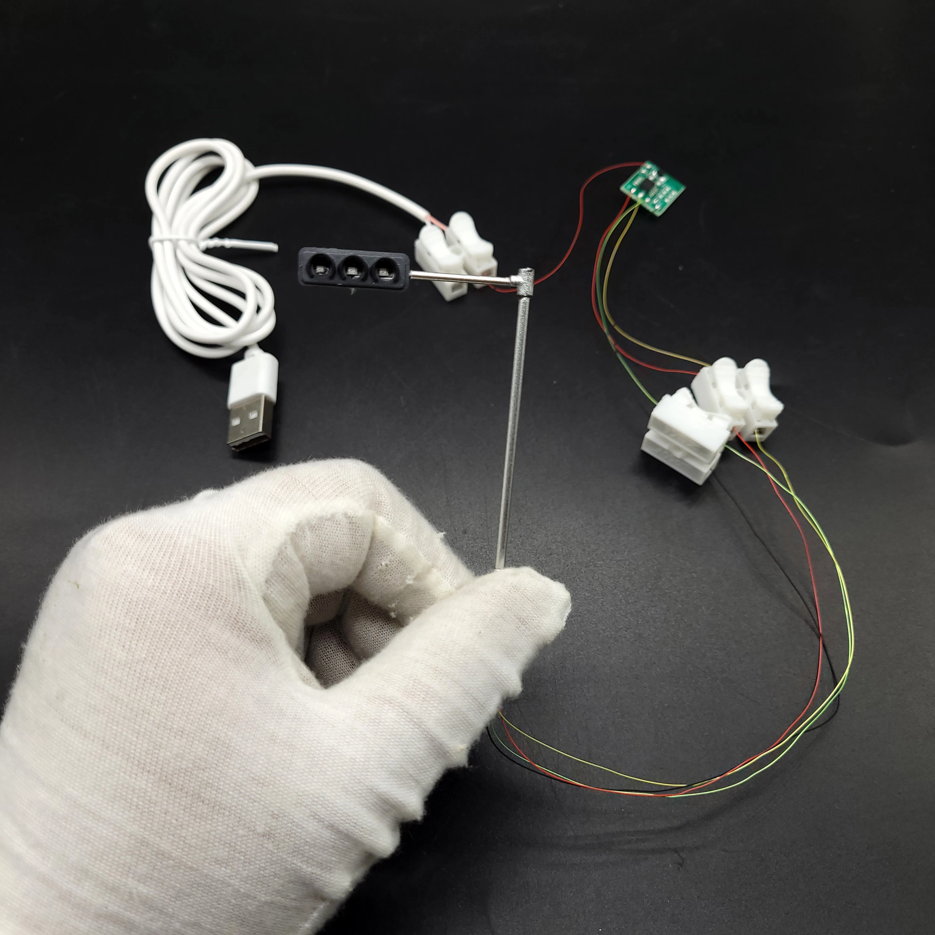 HO Scale Model Traffic Lights with Controller/Operating Pole Mount Overhead Traffic Lights/Train Railway/Railroad Layout