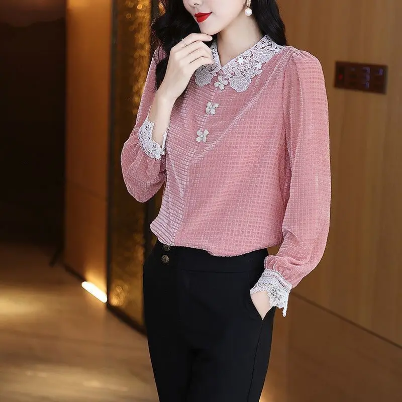 Spring Autumn Lace Patchwork Velvet Shirt Sweet Peter Pan Collar Women\'s Stylish Diamonds Three-dimensional Decoration Blouse