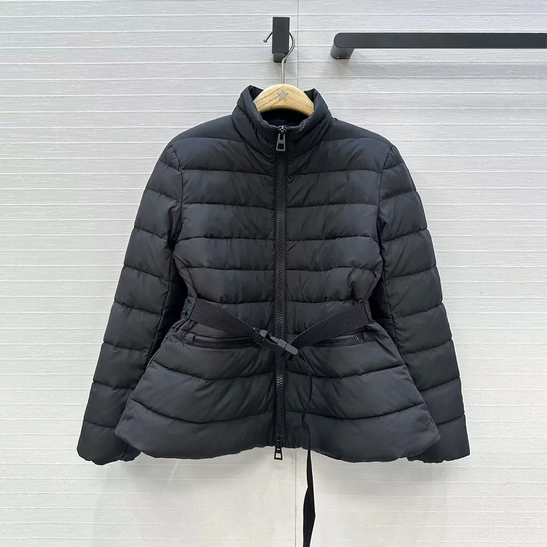 2025 Nieuwe Winter Witte Eendendons Jas Vrouwen Coltrui Lange Mouw Effen Kleur Gestreepte Stiksels Slanke Riem Casual Warme Jas