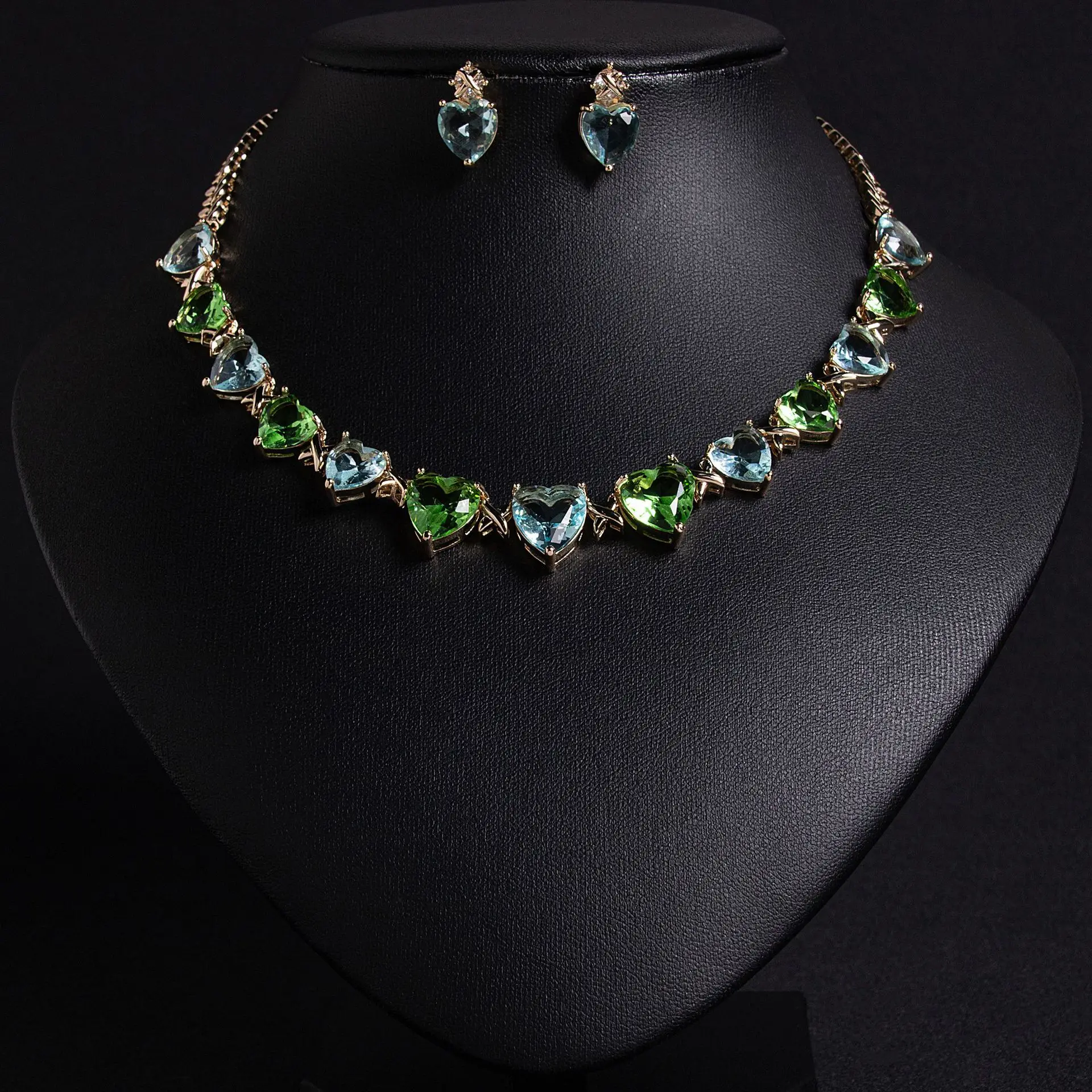 HIBRIDE Delicate Heart Translucent Luxury Women's Jewellery Set Necklace Earrings Summer Prom Party Hundred Festivals S-638