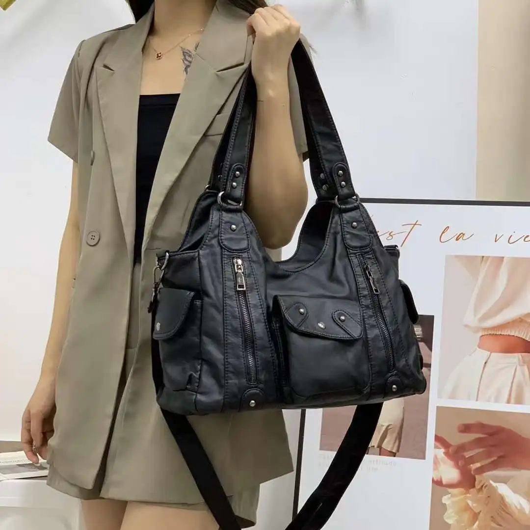 

Y2K Black Shoulder Bags For Women Pu Leather Punk Goth Fashion Designer Tote Bags Large Capacity Rivet Motorcycle Handbag