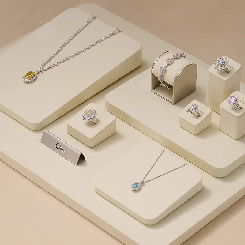 

High grade microfiber, light luxury, simple jewelry display props, window display, necklace, ring display, display rack