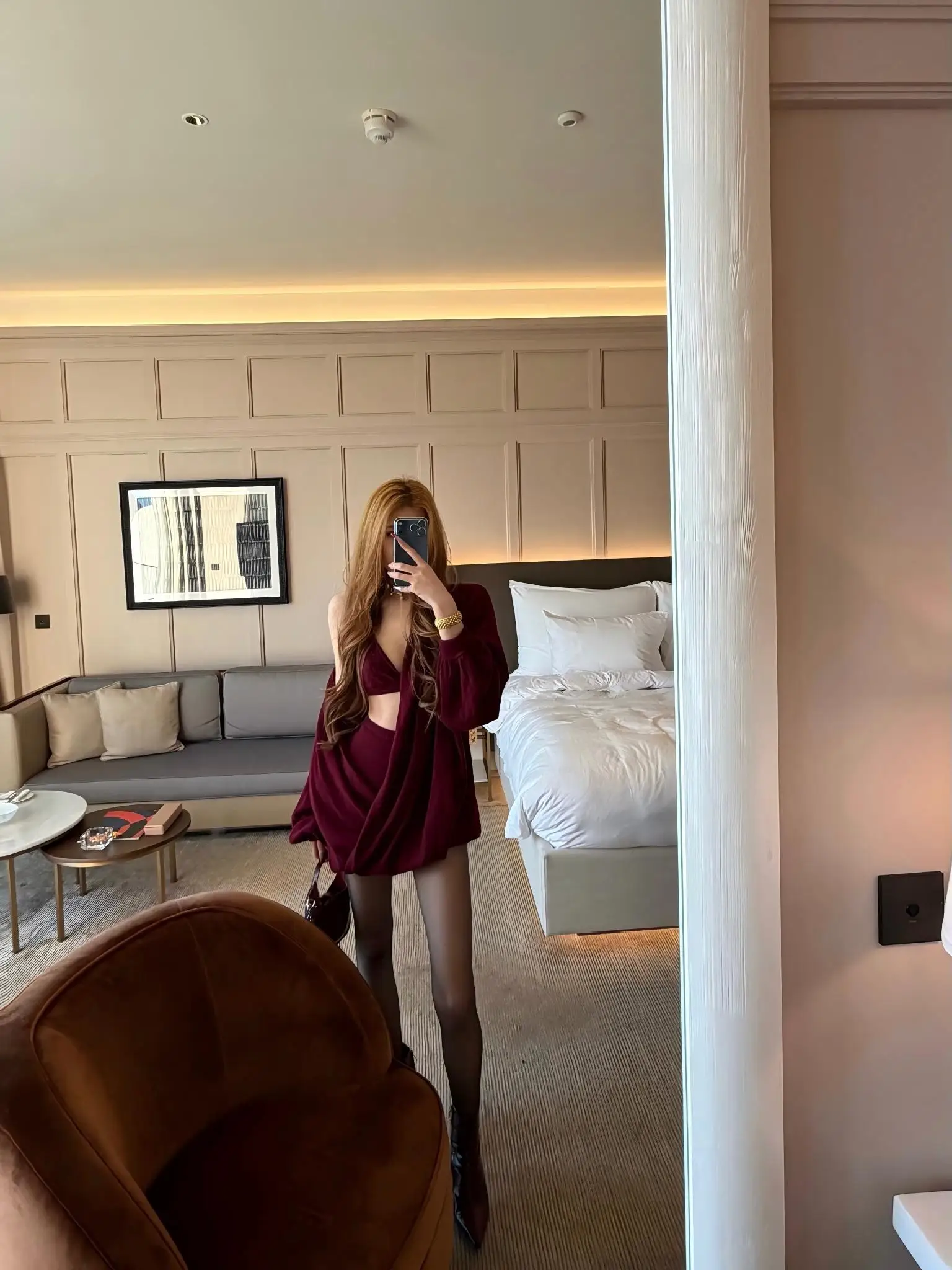 

Комплект Woppei Весна 2026: Новинка раннего сезона, 100% шерсть, вязаный комплект с глубоким V-образным вырезом, свободный крой, верхняя одежда, женский модный комплект