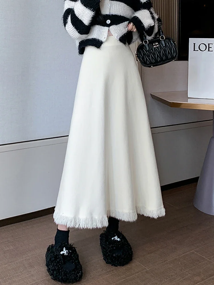 

Women Knitted Long Skirt with Tassel Hem 2024 Autumn Winter Korean Elegant Solid A Line High Waist Midi Skirt Female Z649