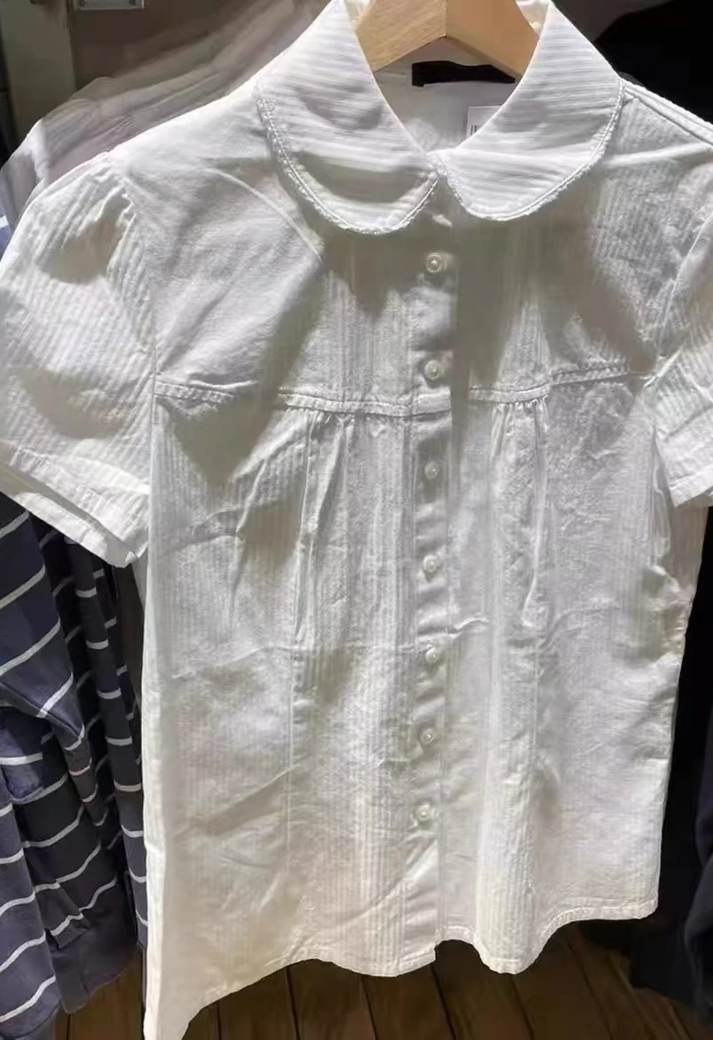 Blusa de manga corta ajustada a rayas blancas para mujer, camisa con cuello Peter Pan y una botonadura, Top de algodón de verano, camiseta dulce de estilo Preppy