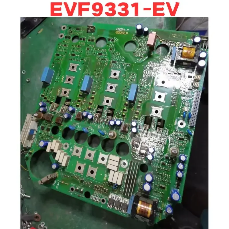 

Бывшая в употреблении фотомагнитола EVF9331 EV привод протестирован