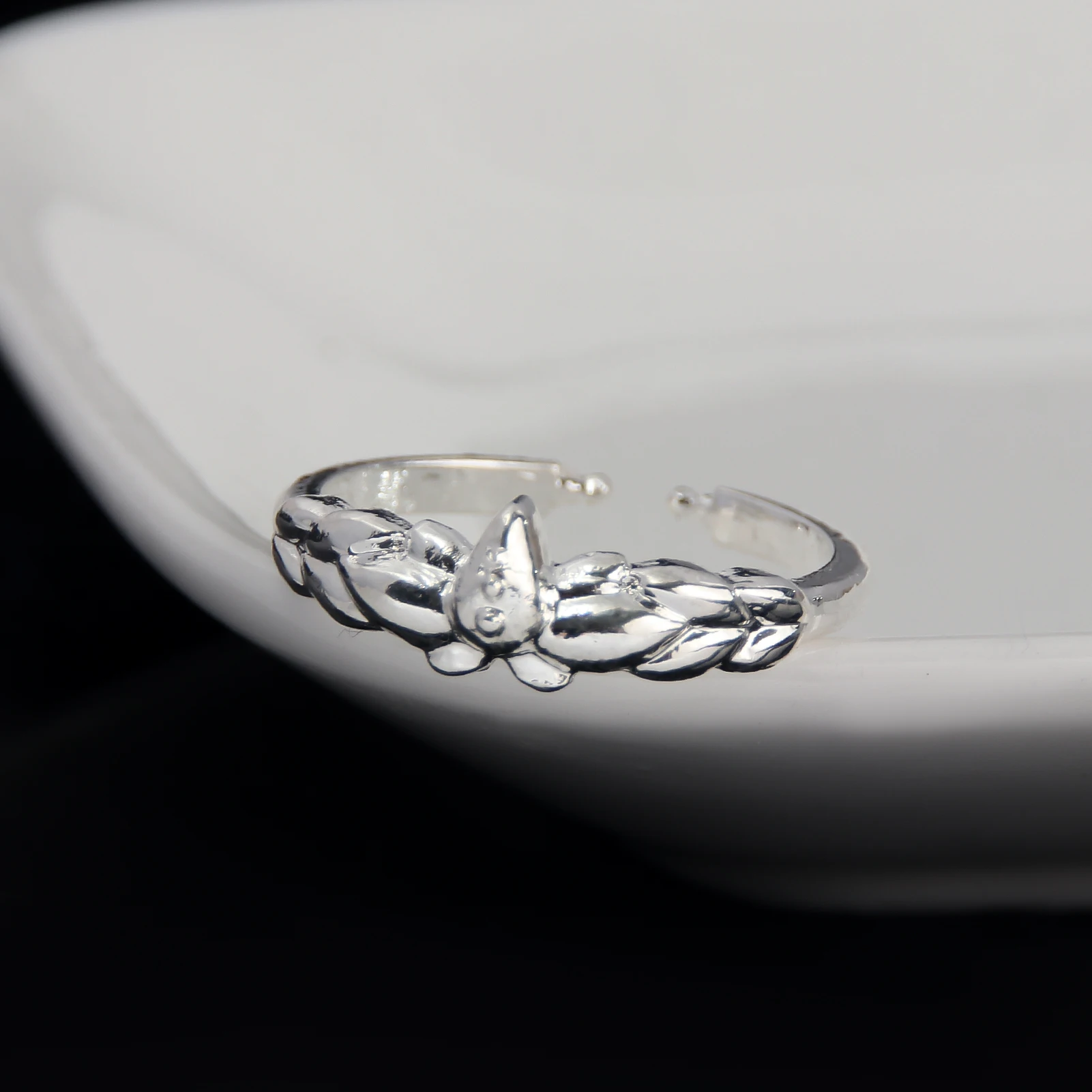 Anime Frieren at The Funeral Lotus Rings Flower Metal Adjustable Cosplay Ring For Woman Man Daily Party Jewelry Gift