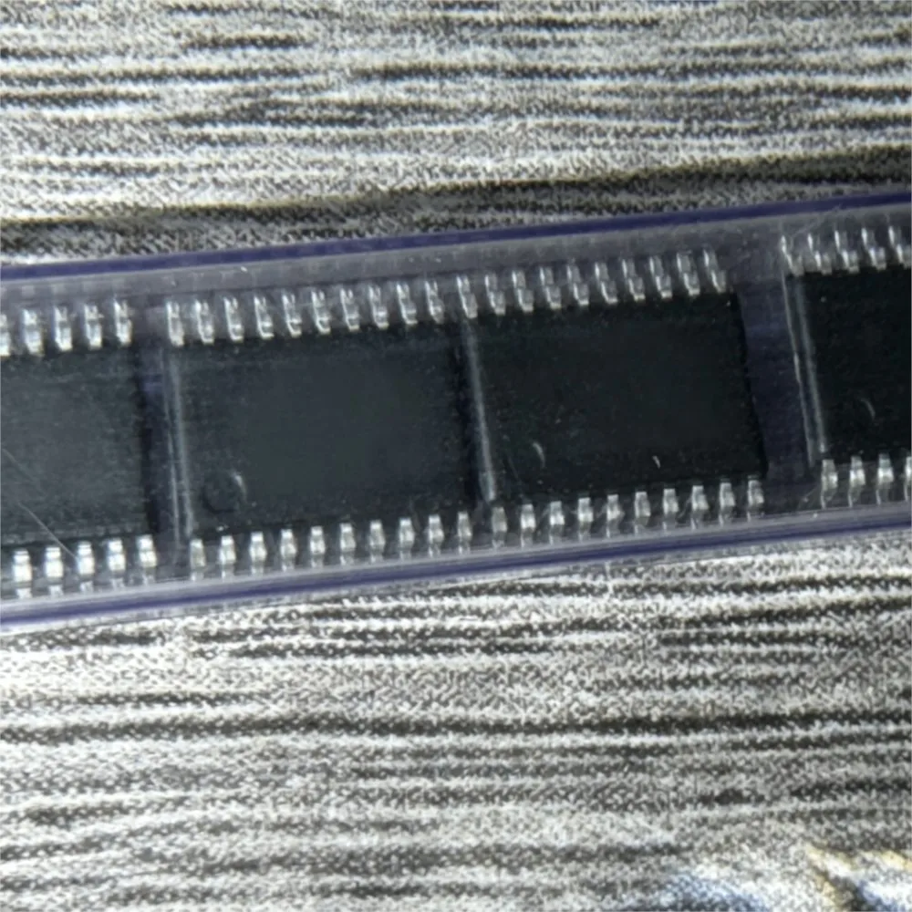 5PCS PY32F003 SN7407N LM2931AZ-5.0 CD4053M 74HCT259D SAK-XC2287M-104F80L