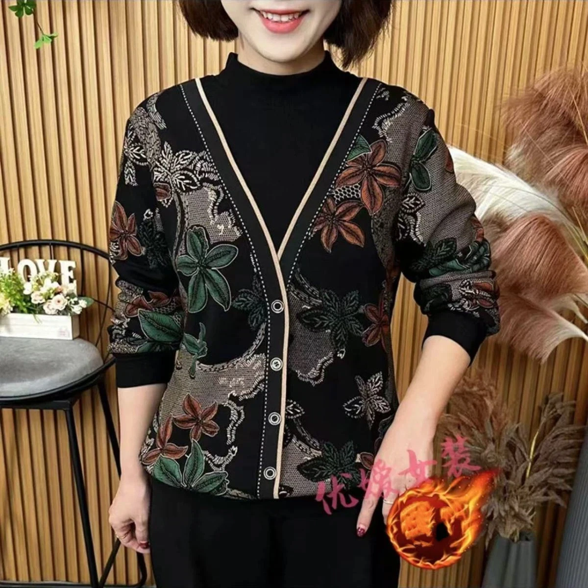 Women's Flannel Lined Floral Base Layer Elegant Fake Two Piece Mid-Age Mother Winter Tops