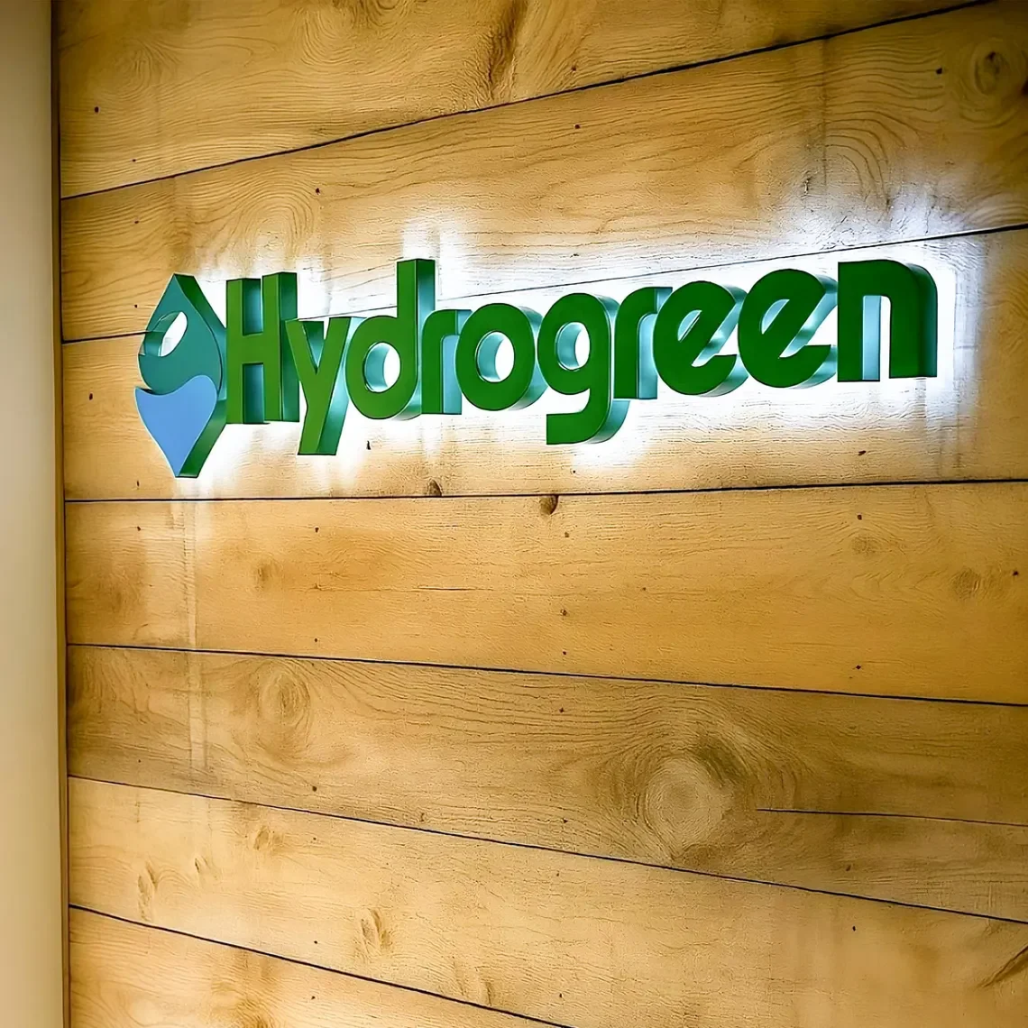 Custom Metal illuminated Backlit Sign 3D Letters For Business Logo Salon Storefront Office Outdoor Trade Show Metal Backlit Sign