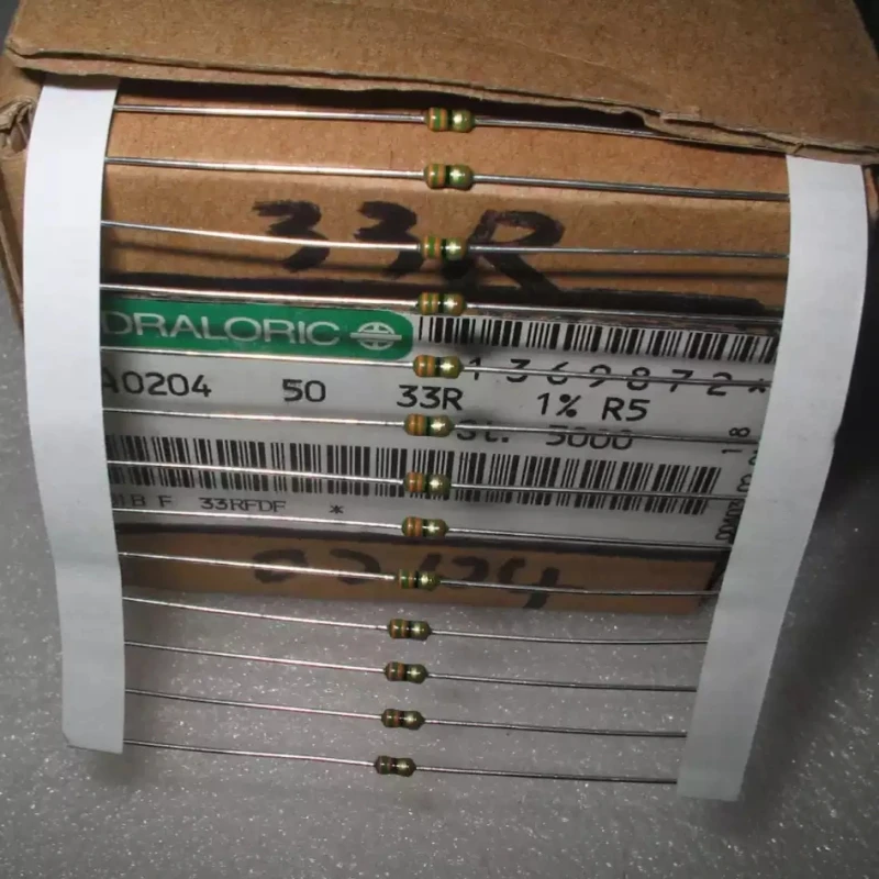 VISHAY SMA 0204 33R 1% 0.125W Volume 0.4W Power Resistance