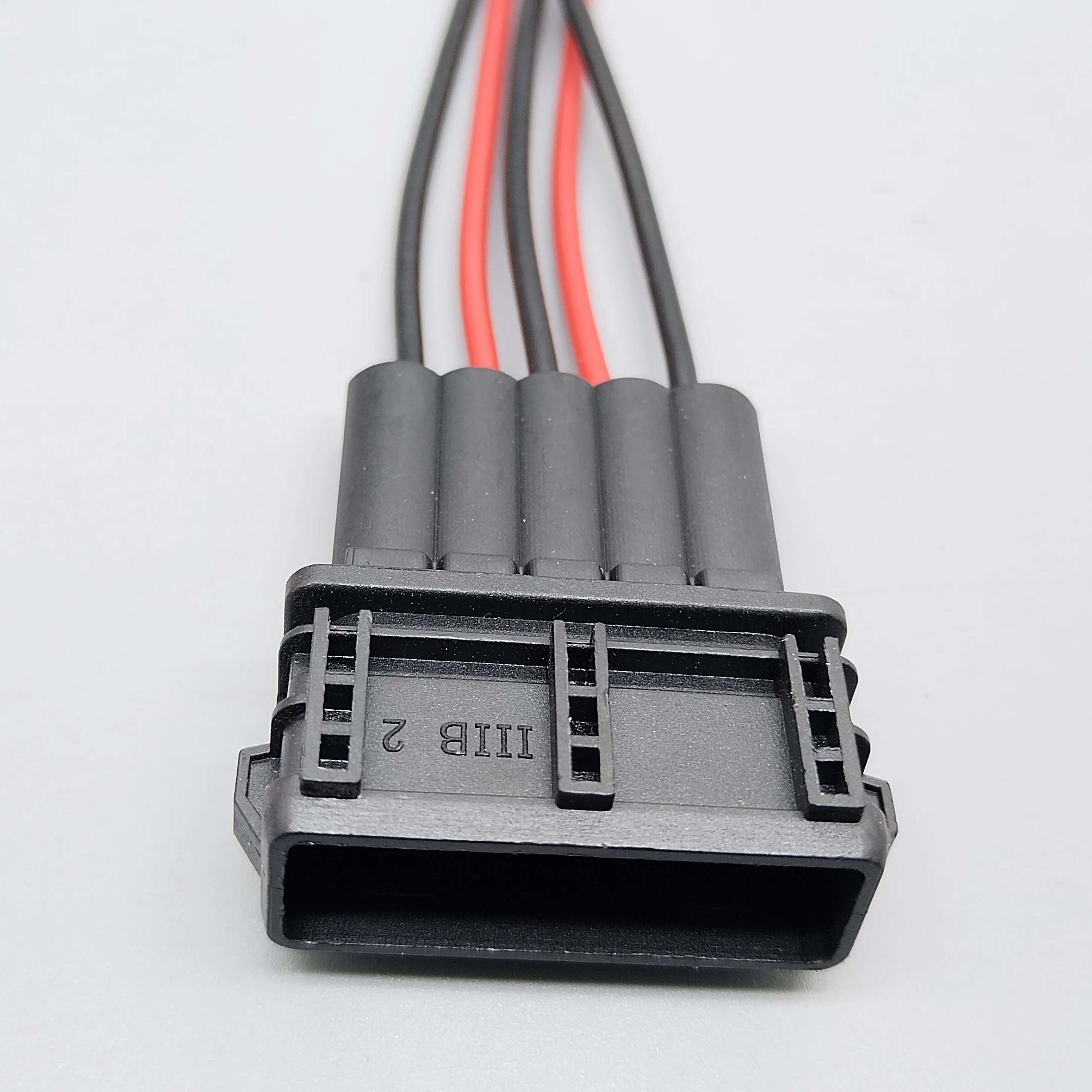 282193-1 Ignition Module Unit 0227100209 for Audi Allroad A4 B5 A6 C5 Engine Ignition Wiring Assembly Swap car connector