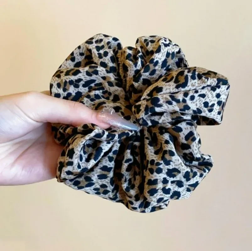 Vintage Leopard Print Scrunchie Rubber Band Headwear for Women 2024 Autumn Winter Korean Ponytail Hair Ties Hair Accessories