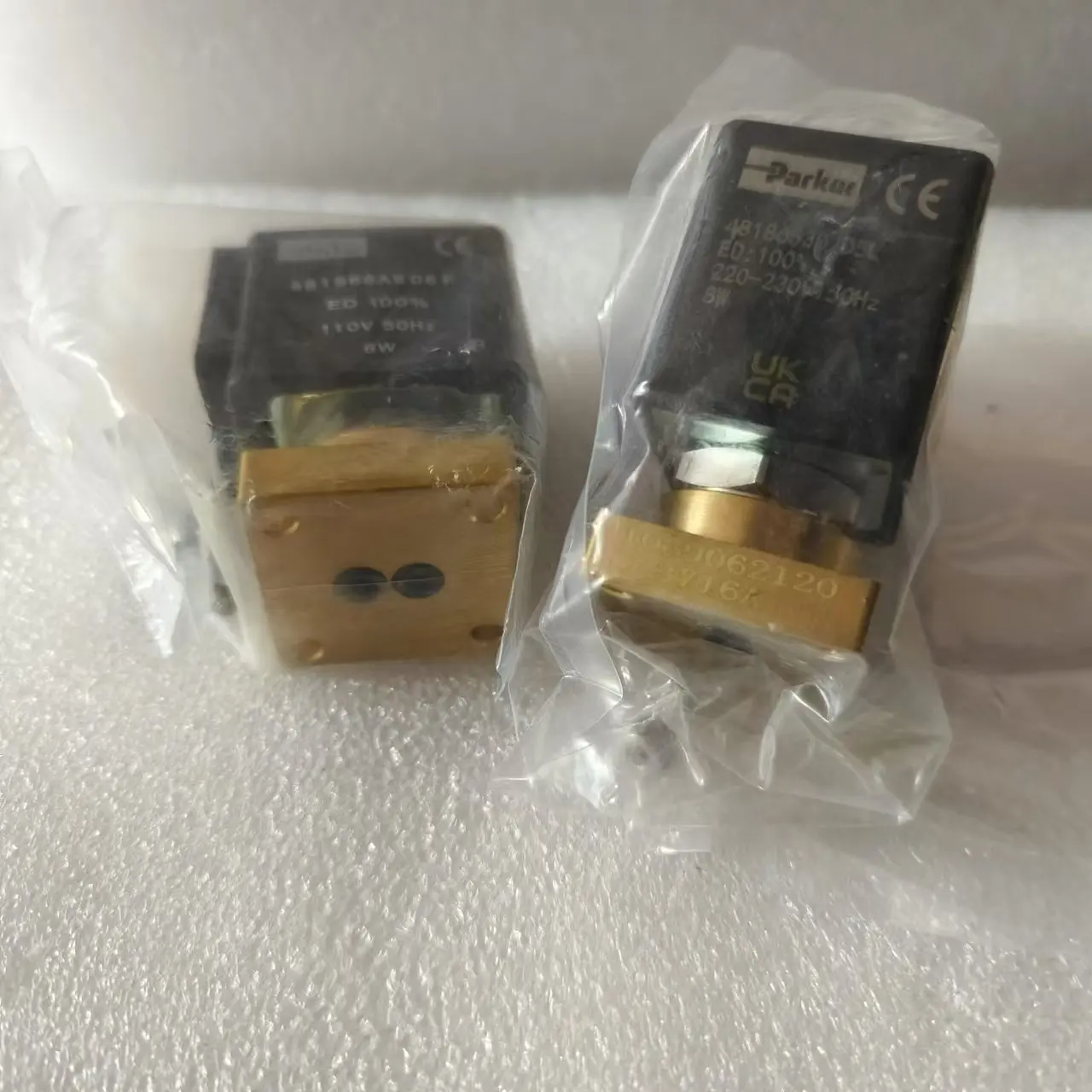 100%Original PARKER Air Compressor Parker Solenoid Valve 481865A5D5F/1092912120 Loading Valve 4818653DD5L