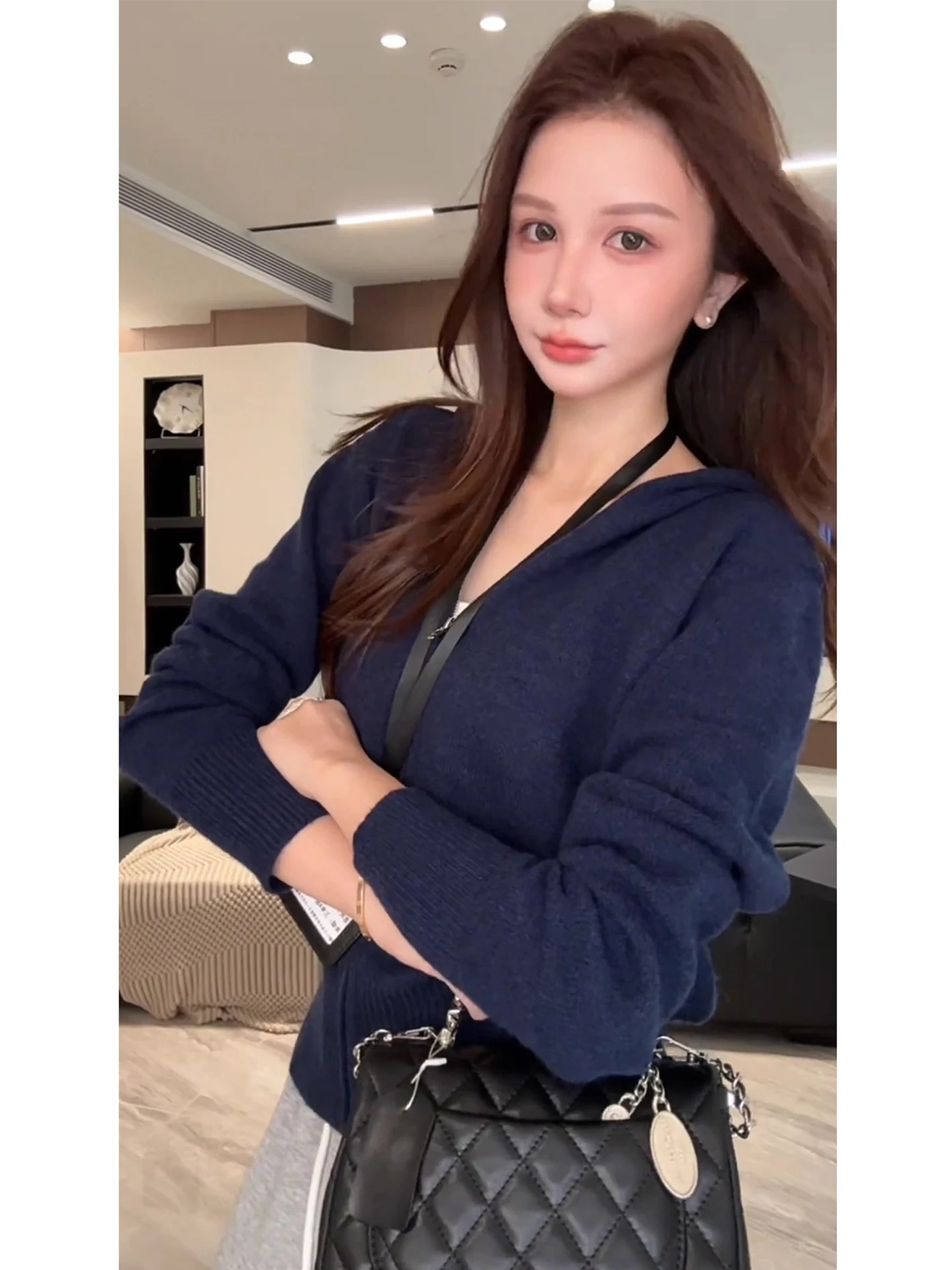 見事な Zao Ruosi Qing カラーフード付きニットジャケット女性の秋冬レイジースレジッパートップ暖かさを発するオルトカーディガン