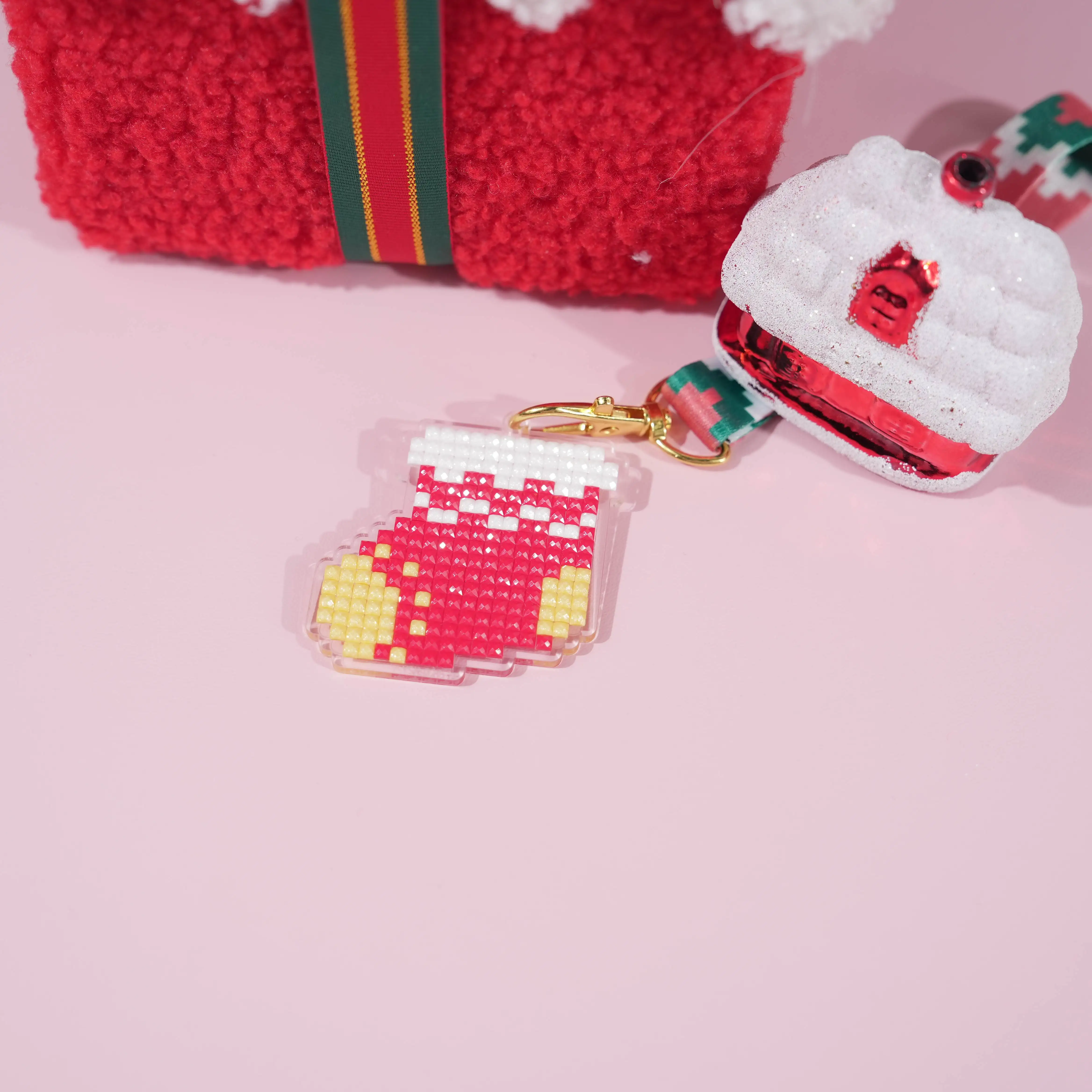 8Pcs Christmas Pixel Diamond Painting Keychain Kit,DIY 5D Full Square Drill Ornament Set,Xmas Tree Hanging Pendant Handmade Bag. - view 6