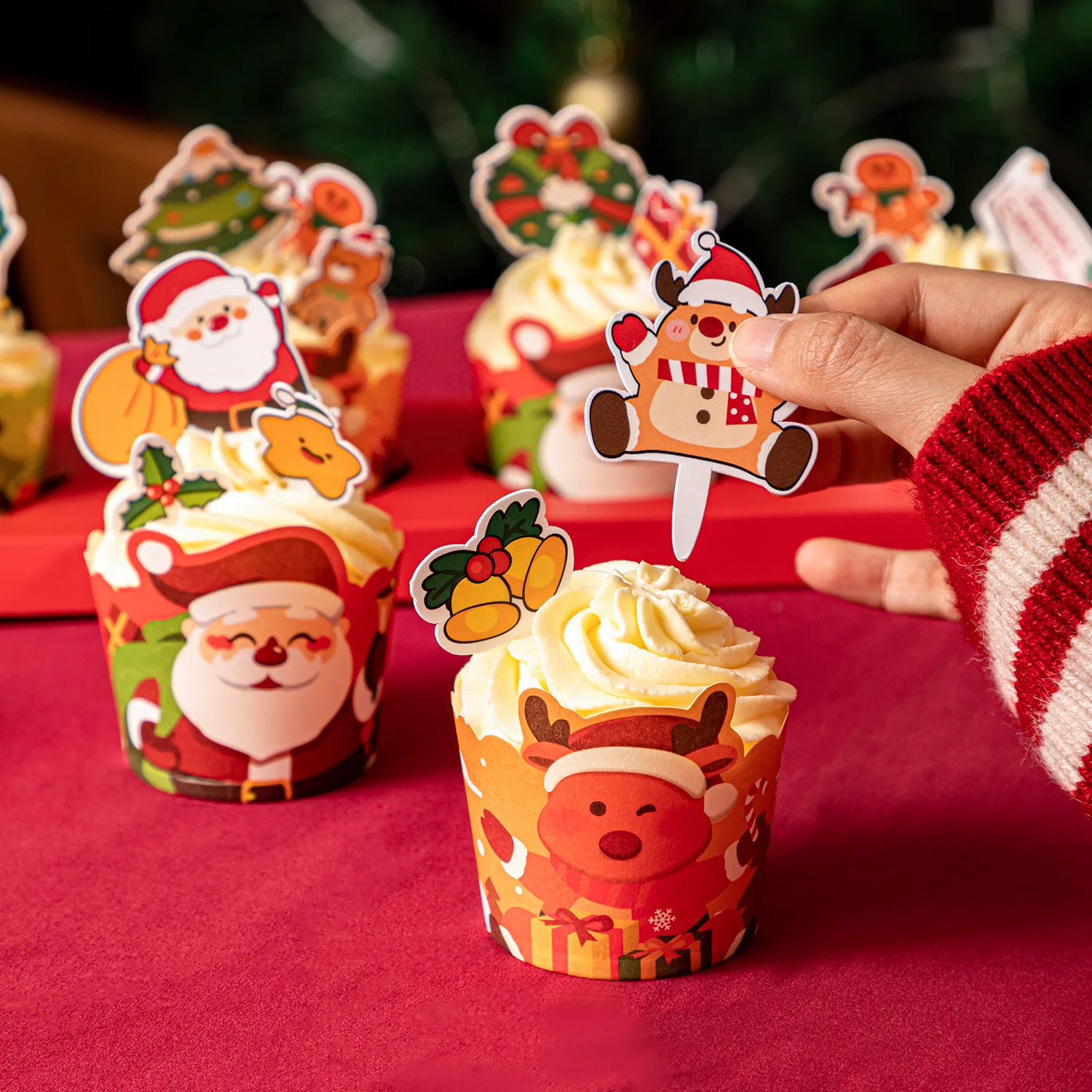 Christmas Cake Decoration Flag Insertion Muffin Cup Decoration Elderly People Snowman Festival Card Insertion Baking Paper Cups