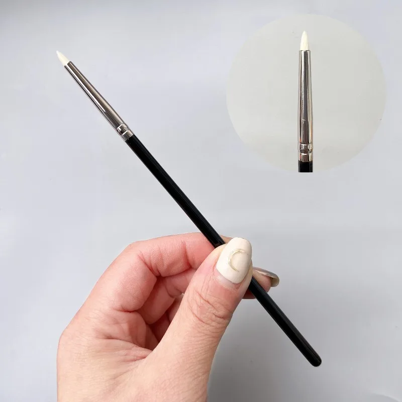 Pincel de maquiagem corretivo macio e fofo, pincéis para manchas, olheiras escuras, manchas de acne, corretivo, detalhes faciais, pincel de maquiagem