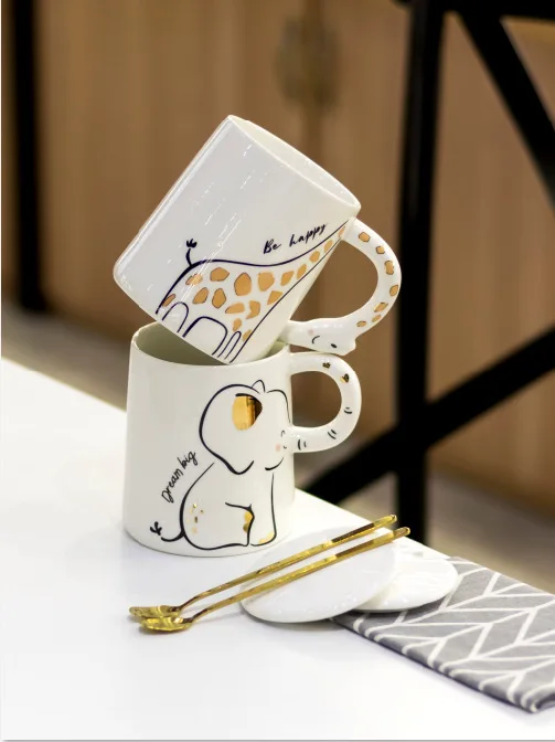 420ml elefante giraffa tazza d\'acqua in ceramica coppia Home Office tazza da tè al latte con coperchio cucchiaio scatola dei colori regalo