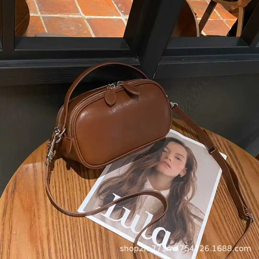 

Fashion Foreign Style Women 2025 New Leather Shoulder High Sense Commuting Simple Messenger Handbag