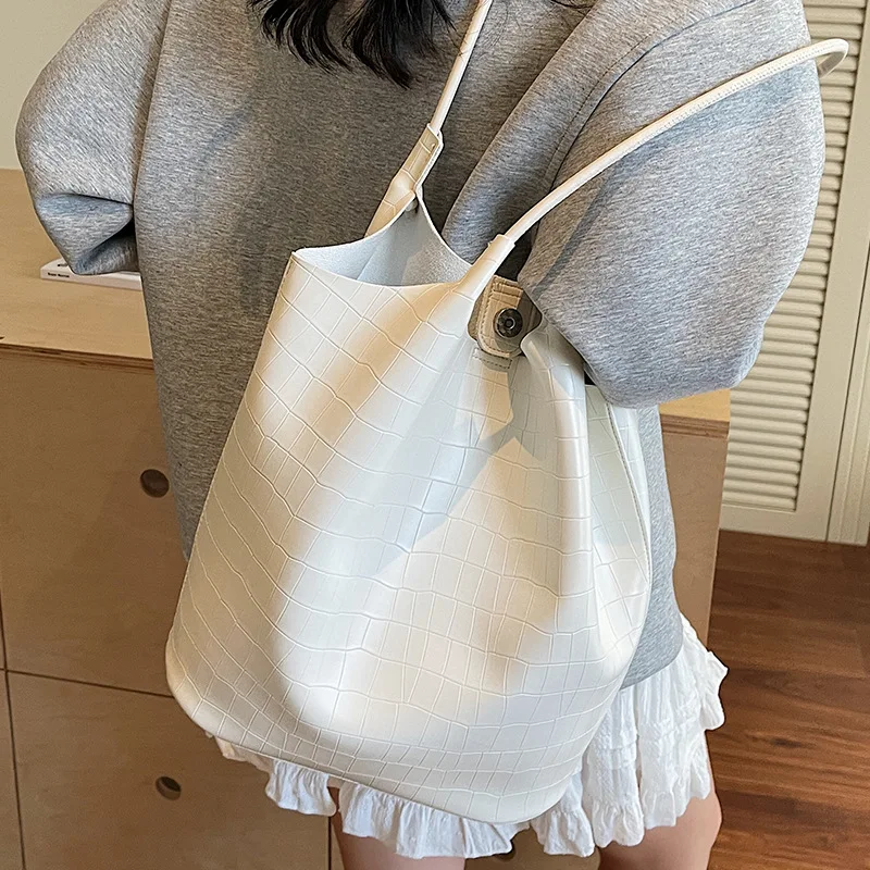 حقيبة حمل ذات سعة كبيرة بنمط حجري جديد لعام 2025 للنساء - حقيبة ركاب، حقيبة يومية واسعة ومتعددة الاستخدامات بكتف واحد