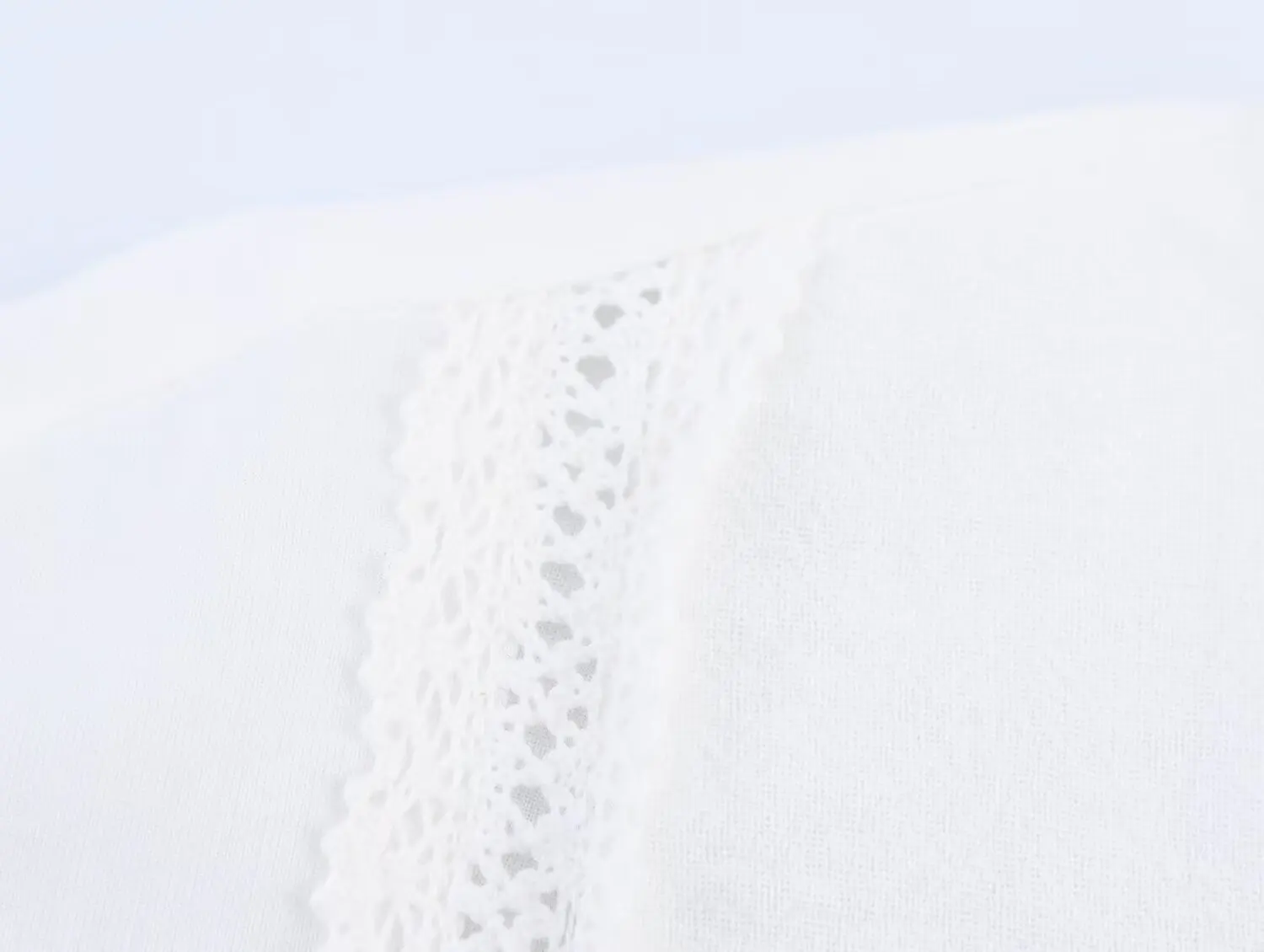 Maxdutti Summer Blouse French Countryside Style Cotton Embroidered Shirt Minimalist Ruffle Edge Loose White Shirt Top