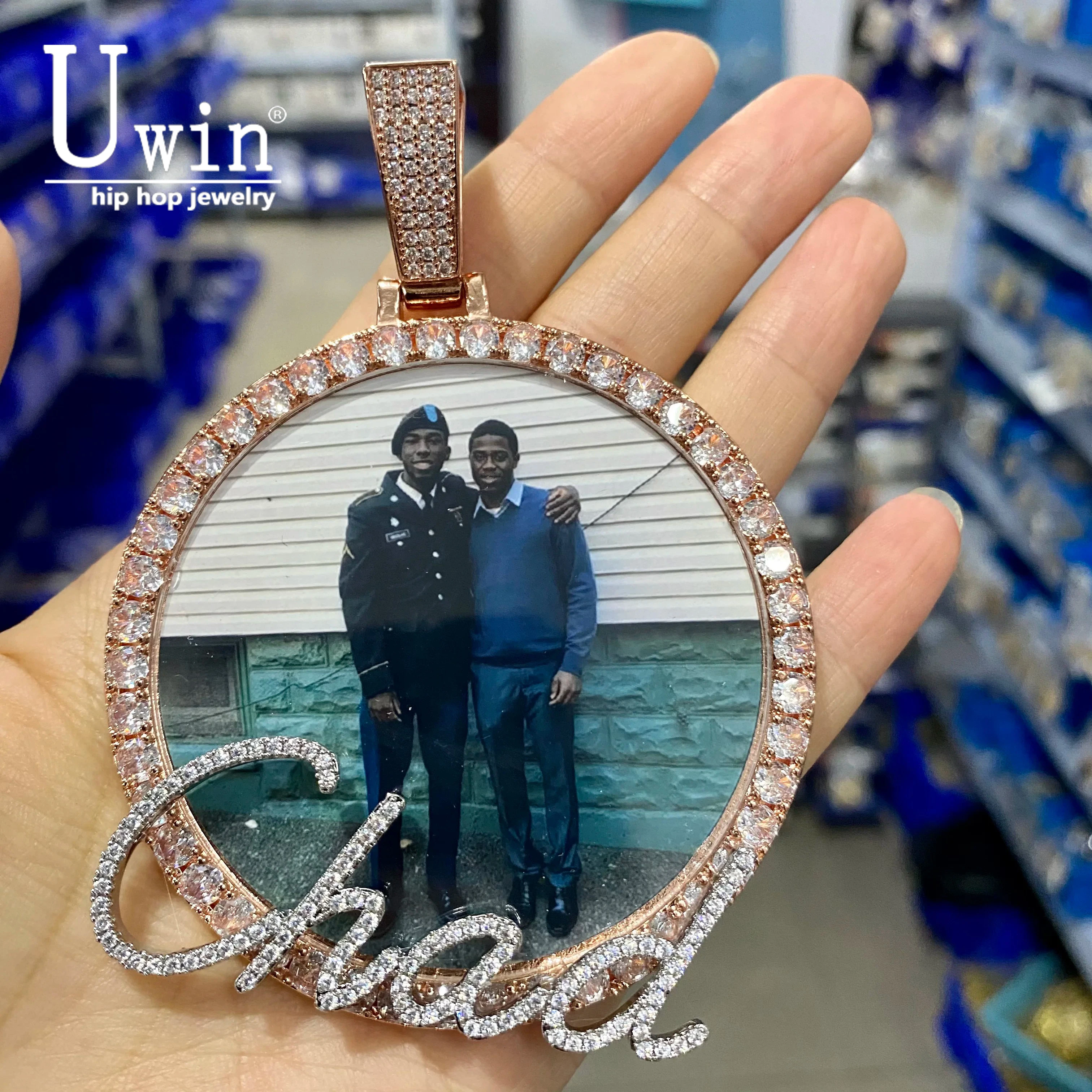 

Uwin Custom Cursive Letters Big Photo Memory Pendant DIY Picture Chain Necklace Engrave Name Hiphop Jewelry For Family Gift