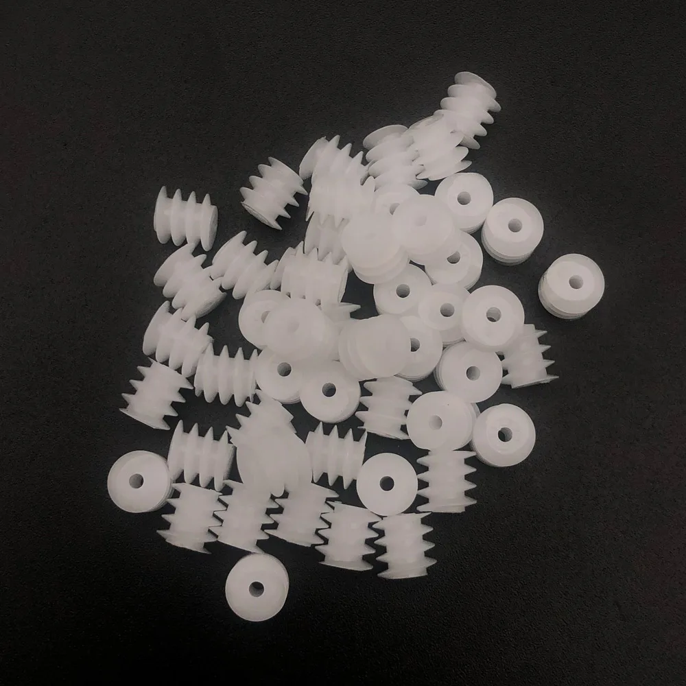Engrenage de réduction à vis sans fin en plastique, broche de 0.5 m, diamètre 6mm X L/H 6mm, trou d'ouverture d'alésage 1.45mm 1.5mm, 1,5 A, 0,5mm 661,5 A, 0.5 Tech, 50 pièces/lot