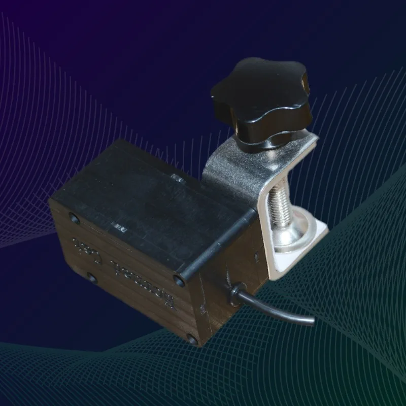 

USB-Powered Realistic Ignition Key Switch for Truck Simulators ETS2 ATS Windows PC Start Button