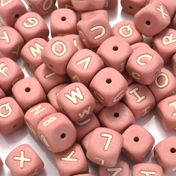 12mm 10 pezzi nome personalizzato lettere in Silicone alfabeto inglese perline massaggiagengive per catena ciuccio collana massaggiagengive creazione di gioielli