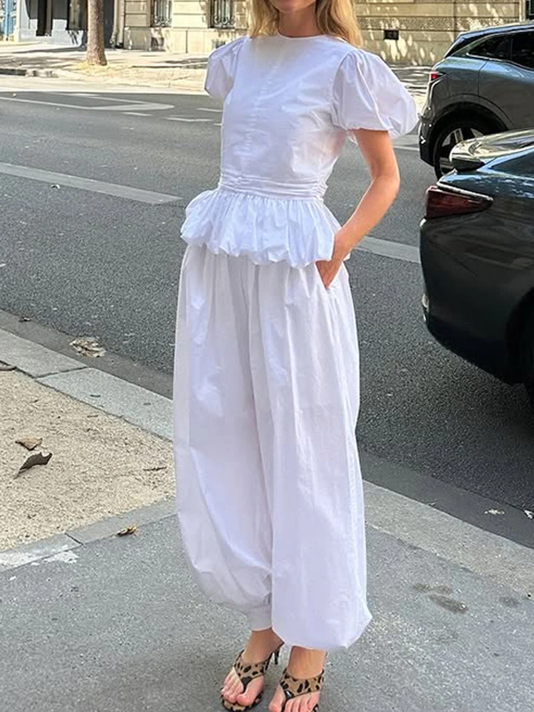 Lady Casual O Neck Short Sleeved Top and Pants Summer Suit Simple Pocket Pleated Holiday Outfit White Loose Street Two Piece Set