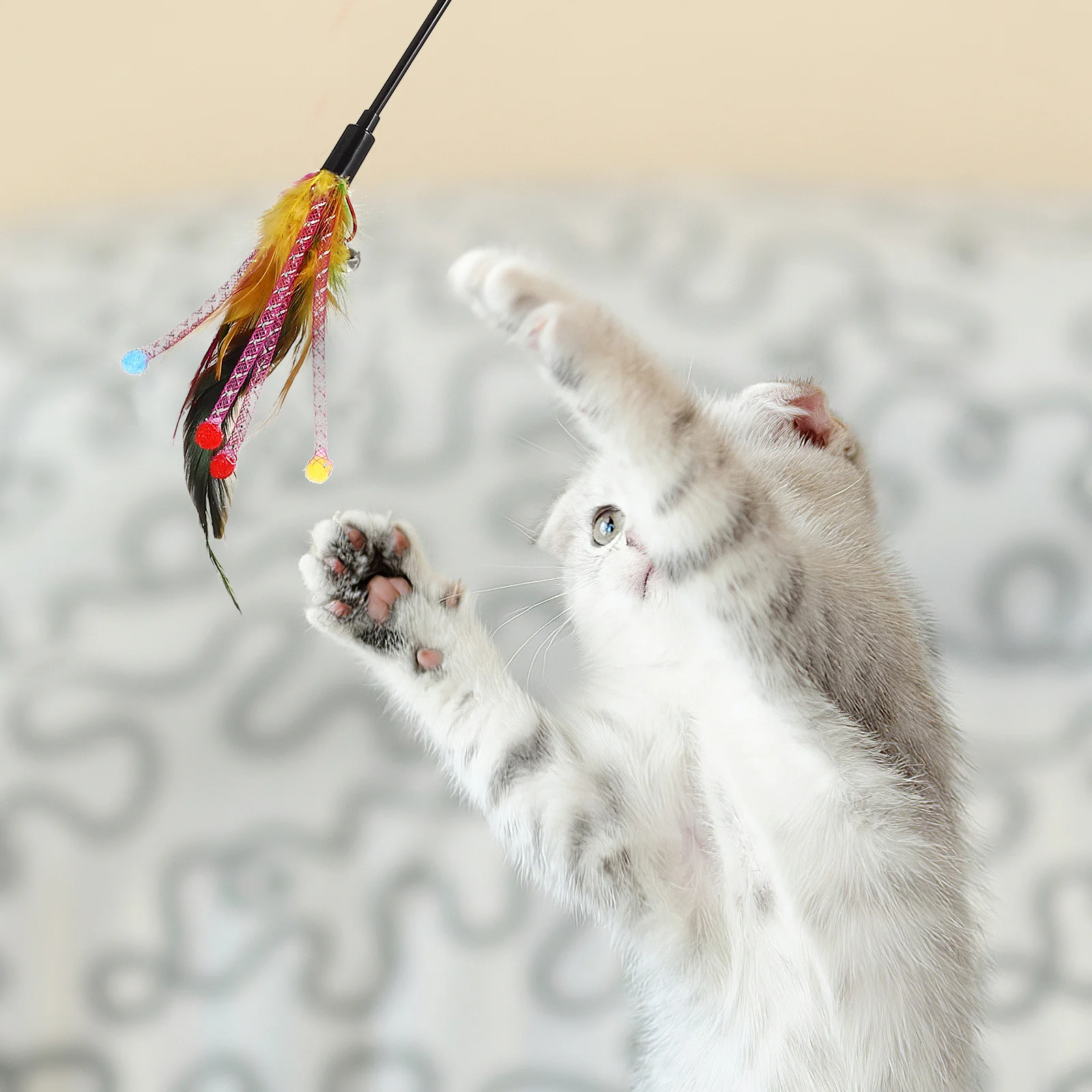 

4Pcs Colorful Cat Teasers Bell Handles Interactive Sticks for Cat Play and Scratching Furniture Prevention Healthy