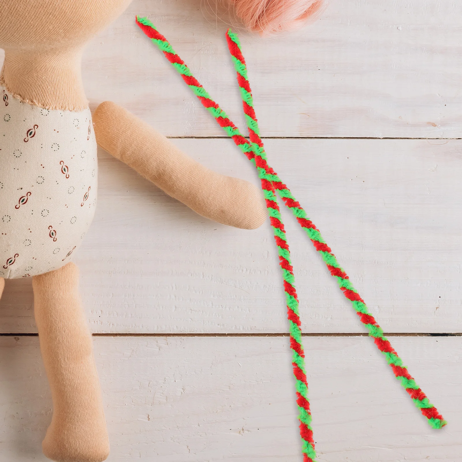 50 Stück zweifarbige, flexible Chenille-Stiele, rote und grüne, lockige Stäbchen für Kinder, Heimwerker, Basteln, Klassenzimmeraktivitäten, lustiges Handbuch