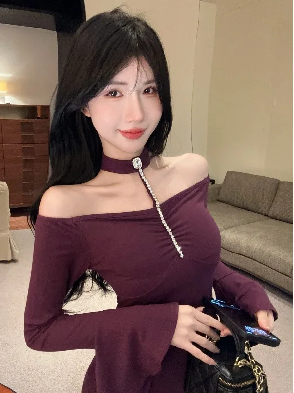 

Unique One-Shoulder Drill Embellished Dress Sexy Bodycon Short Skirt Inner Wear Casual Autumn Winter Fashion for Trendy Girls