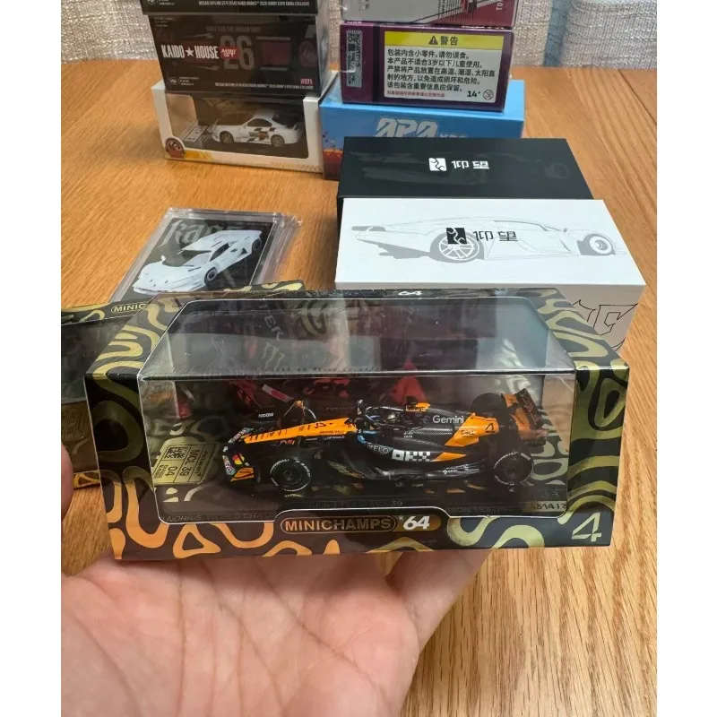 Limited edition for the 2026 Beijing Auto Show, MINICHAMPS 1:64 McLaren F1 MCL39, the 2025 post-season test car of Lando Norris.