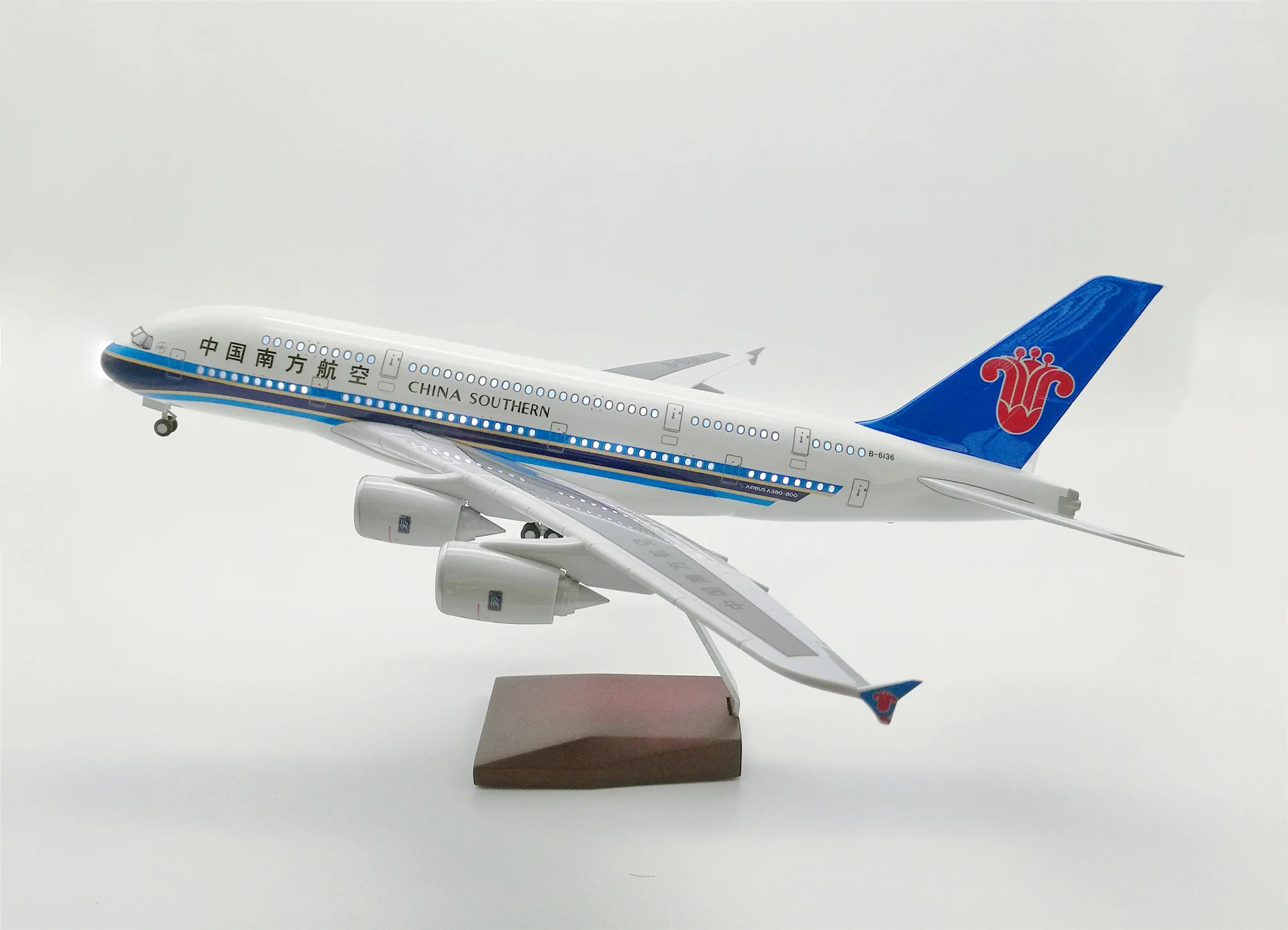 

47cm 1/160 Scale 380 A380 Model Plane China Southern Airlines Model Aircraft Metal Resin Plane For Gift And Collection