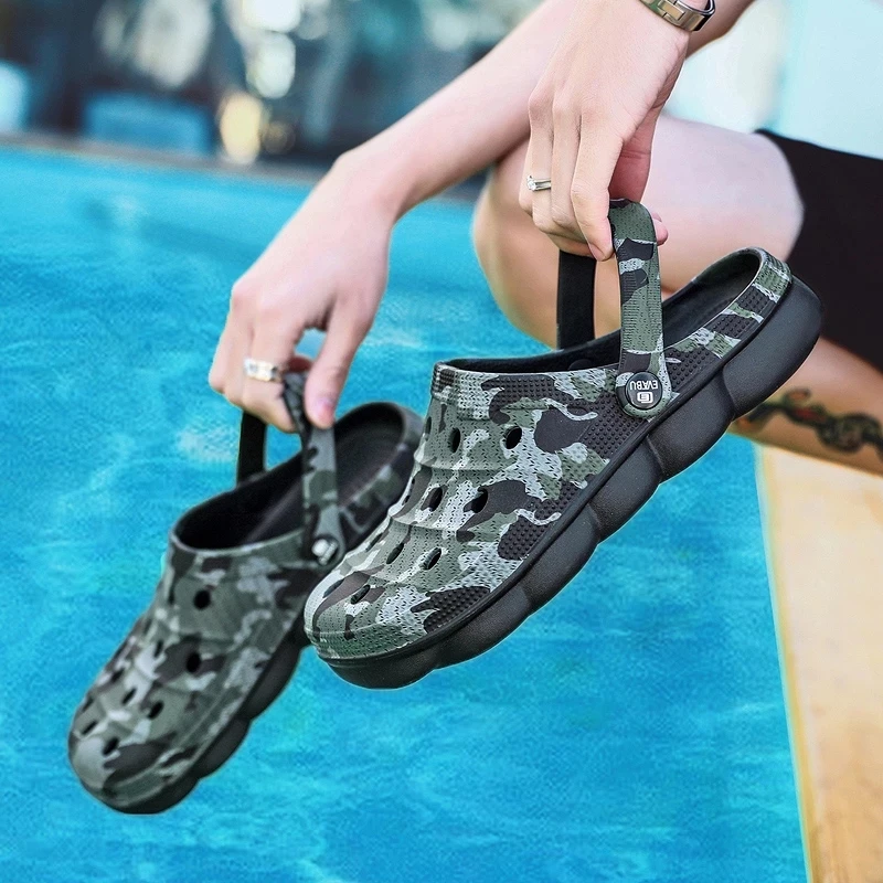 Mens Sandals Summer 2021 New Camo Garden Shoes Couple Rubber Clogs Slippers Beach Water Walking Sandals Male Big Szie Zapatos