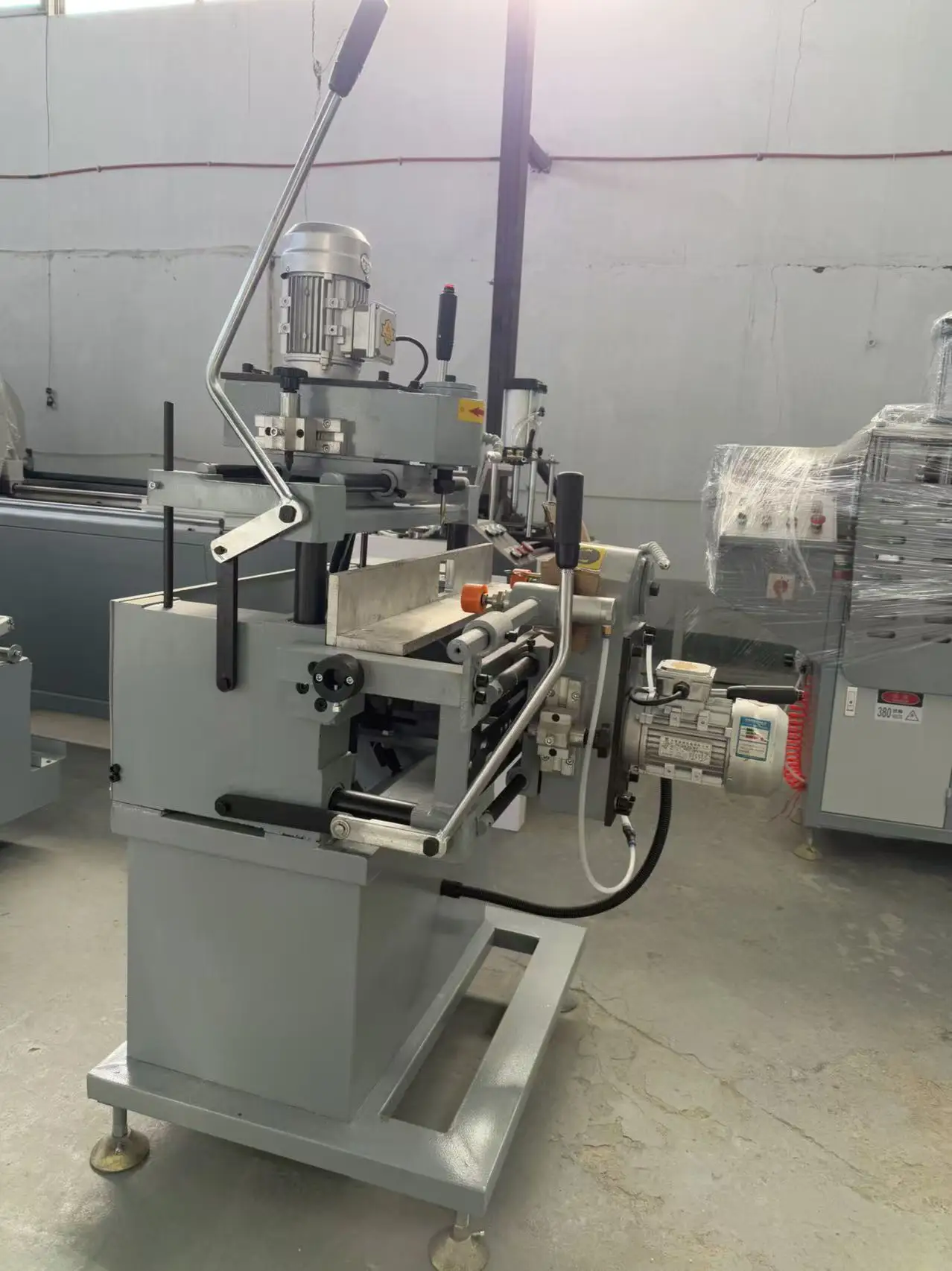 Profiling Milling Machine Aluminum Door and Window Processing Equipment Manual Aluminum Dounle Profiling Milling Machine