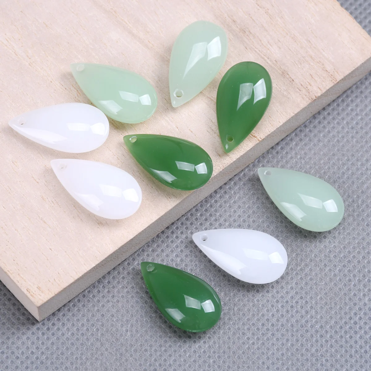 10pcs Teardrop Shape 22x12mm Green White Opaque Glass Top Drilled Loose Pendants Beads For Jewelry Making DIY Earring Findings