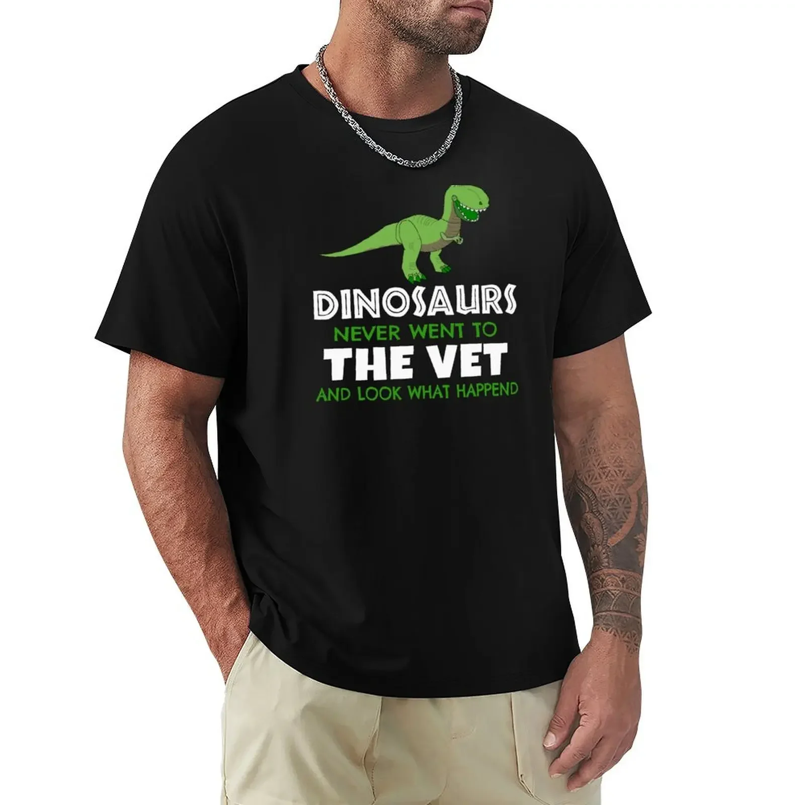 Dinosaurs Never Went to the Vet Funny Veterinary Shirt T-shirt Aesthetic clothing heavyweights men t shirt